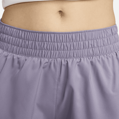 Shorts con forro de ropa interior Dri-FIT de tiro medio de 8 cm para mujer Nike One