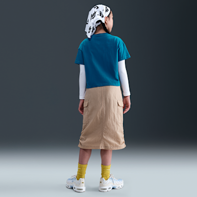 Nike Sportswear Essential Big Kids' (Girls') T-Shirt