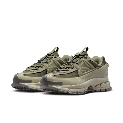 나이키 줌 보메로 롬 남성 신발