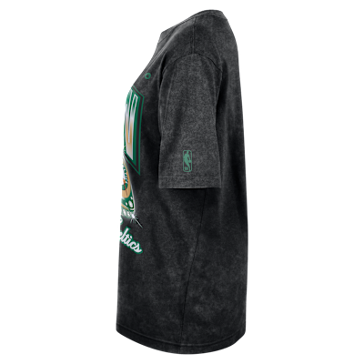 Boston Celtics Courtside Women's Nike NBA T-Shirt