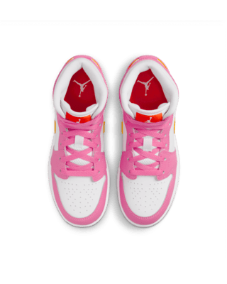 Air Jordan 1 Mid Older Kids' Shoes. Nike BG