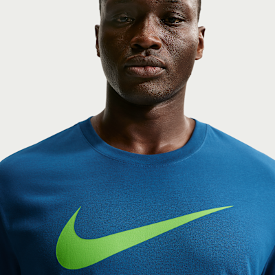 Playera para hombre Nike Sportswear Swoosh