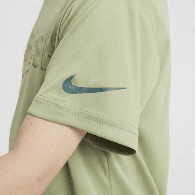 Playera Swoosh para niños talla pequeña Nike Dri-FIT "Just Do It"