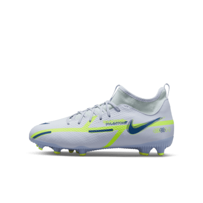 football phantom boots