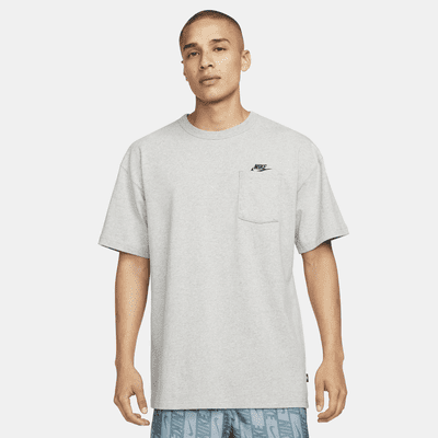 Nike Sportswear Premium Essentials