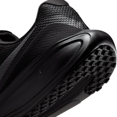 Tenis de correr en pavimento para hombre Nike Revolution 8