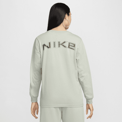 เสื้อยืดแขนยาวทรงหลวมผู้หญิง Nike Sportswear