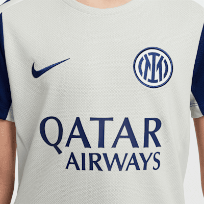 Inter Milan Strike Older Kids' Nike Dri-FIT Football Short-Sleeve Top