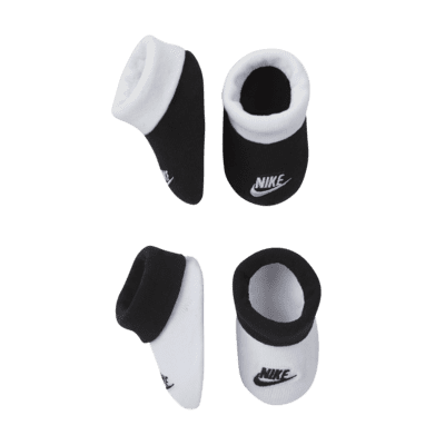 nike bootie shoes