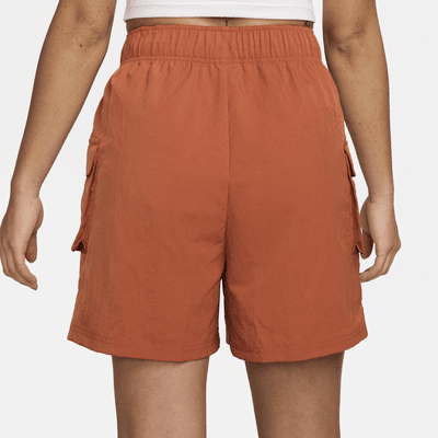 Nike Sportswear Essential vevd shorts med høyt liv til dame