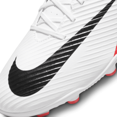 Nike Mercurial Vapor 15 Club Multi-Ground Low-Top Football Boot