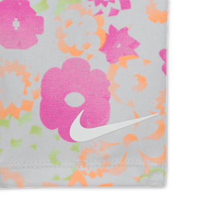 Tvådelat set Nike Flow-Ral med mönstrade cykelshorts för baby (12–24 mån)
