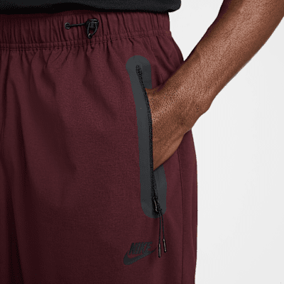 Pants de tejido Woven oversized para hombre Nike Tech