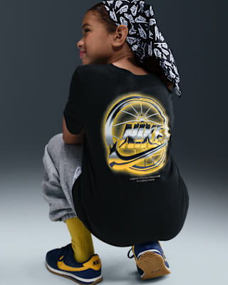 Детская футболка Nike Sportswear Big Kids'