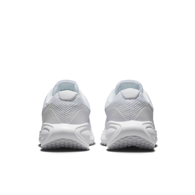 Tenis de correr en pavimento para mujer (extraanchos) Nike Revolution 8