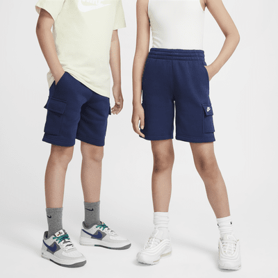 Shorts cargo para niños talla grande Nike Sportswear Club Fleece