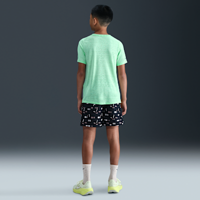 Nike Dri-FIT Miler Trainingsoberteil für ältere Kinder (Jungen)