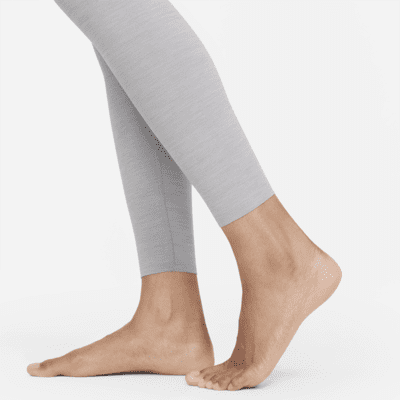 Leggings de tela Infinalon con cintura alta de 7/8 para mujer Nike Yoga Dri-FIT Luxe