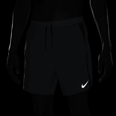 Nike Dri-FIT Stride Men's Hybrid Running Shorts. Nike MY