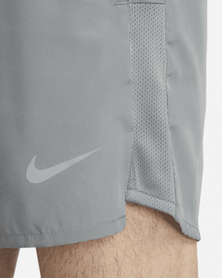 Nike Dri-FIT Challenger