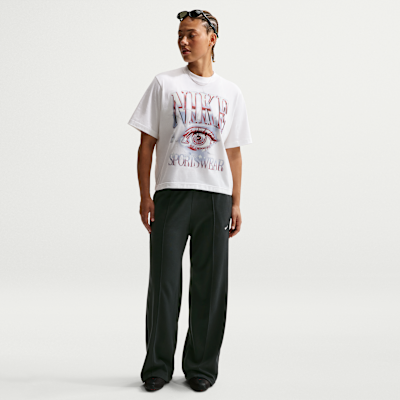 Playera de corte cuadrado para mujer Nike Sportswear Essentials