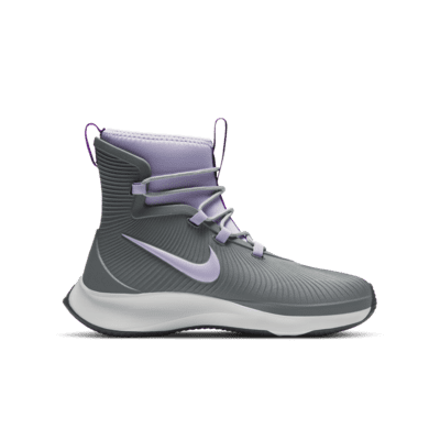 binzie boot nike