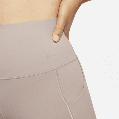 Leggings de 7/8 de tiro alto y sujeción media con bolsillos para mujer Nike Universa