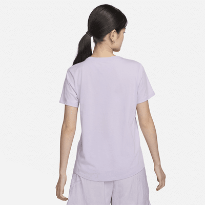 Nike Sportswear Club Essentials Women's T-Shirt