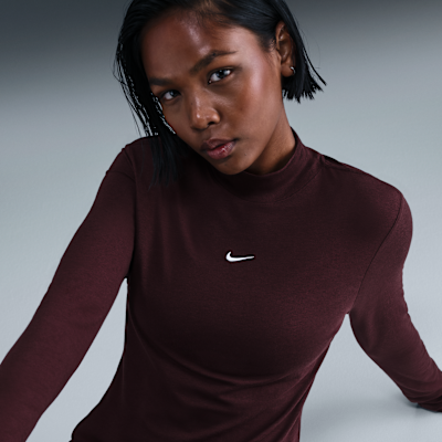 Nike Sportswear Chill Knit Dar Kesimli Uzun Kollu Balıkçı Yakalı Kadın Tişörtü