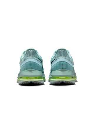 Nike Pegasus Premium