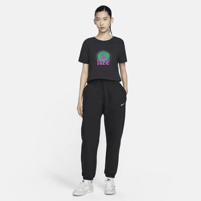 Nike Sportswear 女款 T 恤