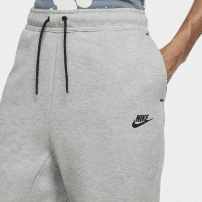 Nike Sportswear Tech Fleece Men's Shorts. Nike IE