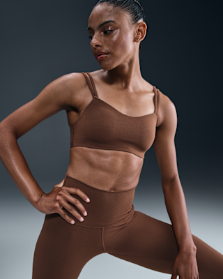 Женские  Nike Zenvy Strappy Light-Support Padded Sports Bra