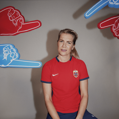 Jersey de fútbol Nike Dri-FIT de Noruega local 2023 Stadium para mujer