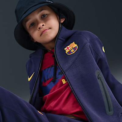 F.C. Barcelona Tech Older Kids' (Boys') Nike Football Fleece Full-Zip Hoodie