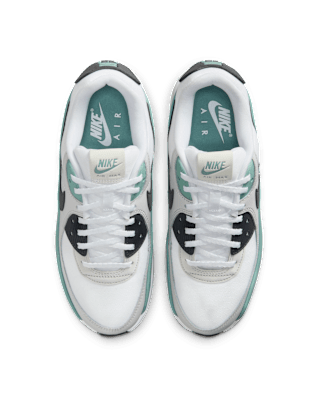 Nike Air Max 90 LV8