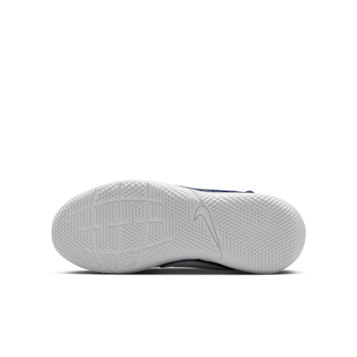 Nike Jr. Streetgato Low-Top-Fußballschuh für jüngere/ältere Kinder