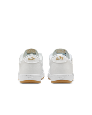 Nike Court Vintage Premium