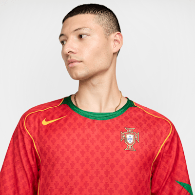 Jersey de fútbol Nike Replica para hombre Portugal 2004 Reissue