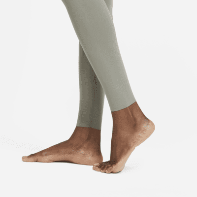 Leggings de tela Infinalon con cintura alta de 7/8 para mujer Nike Yoga Dri-FIT Luxe