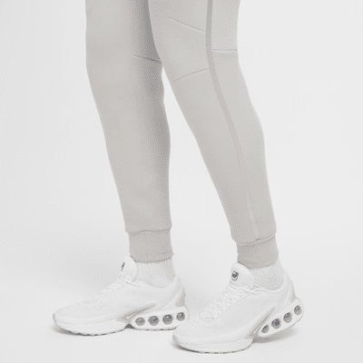 Pantaloni jogger in fleece Nike Tech – Uomo