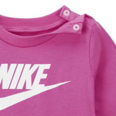 nike t shirt pink