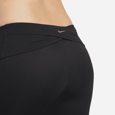 Nike Zenvy (M) 7/8-Leggings mit sanftem Halt, hohem Taillenbund und Taschen für Damen (Umstandskleidung)