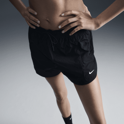 Shorts de tejido Woven de tiro medio de 5 cm para mujer Nike Windrunner