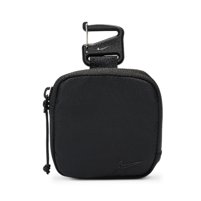 Nike Sportswear Commute 系列