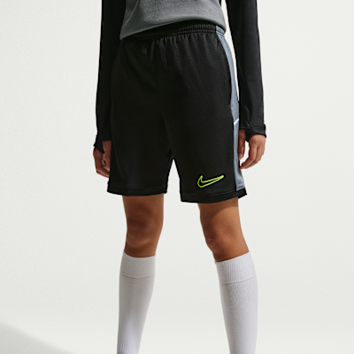 Nike Academy Older Kids' Dri-FIT Football Knit Shorts
