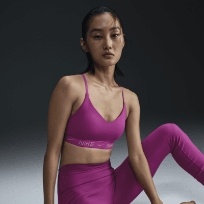 Nike Indy 輕度支撐型女款可調式襯墊運動內衣