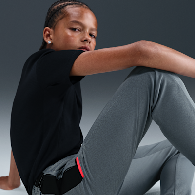 Conjunto deportivo de fútbol Dri-FIT para niños talla grande Nike Academy