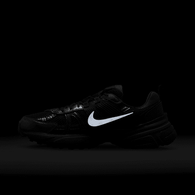 Tenis para hombre Nike V2K Run