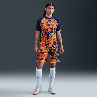 Nike Academy+ Men's Dri-FIT Short-Sleeve Soccer Top